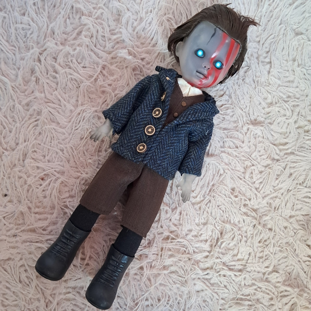 Kreek- Living Dead Doll- ghoul / ghost